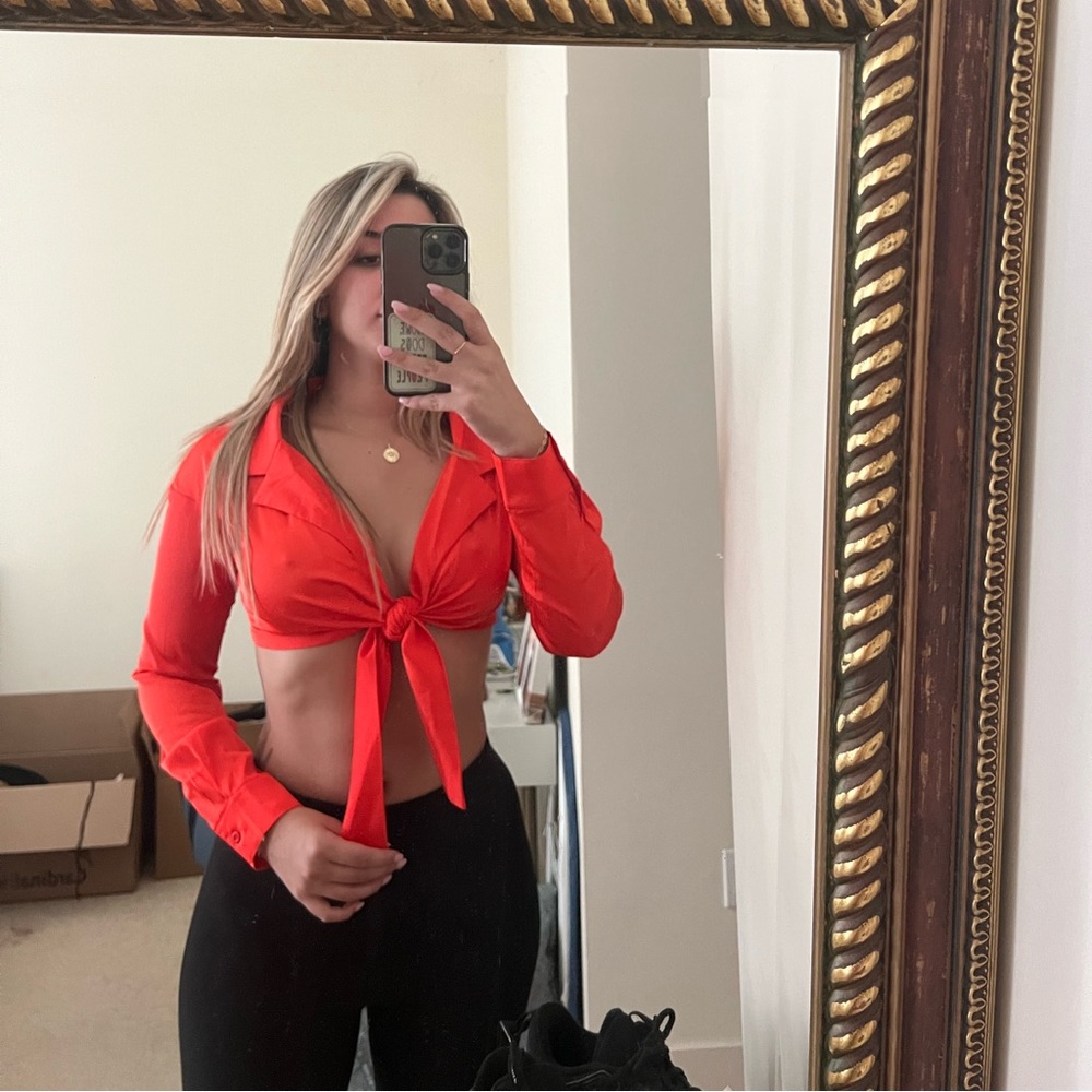 Size small crop top